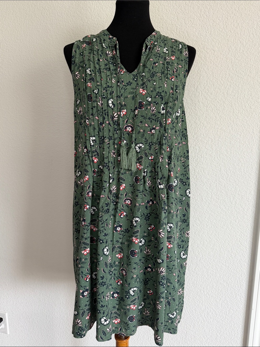 Old Navy Green Floral Midi Dress